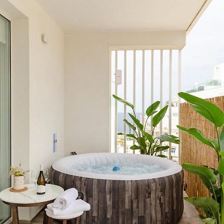 Apartament Apulialux Seaview Prestige Apt / Jacuzzi + Parking Polignano a Mare Zewnętrze zdjęcie