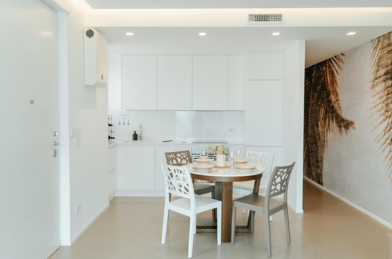 Apartament Apulialux Seaview Prestige Apt / Jacuzzi + Parking Polignano a Mare Zewnętrze zdjęcie